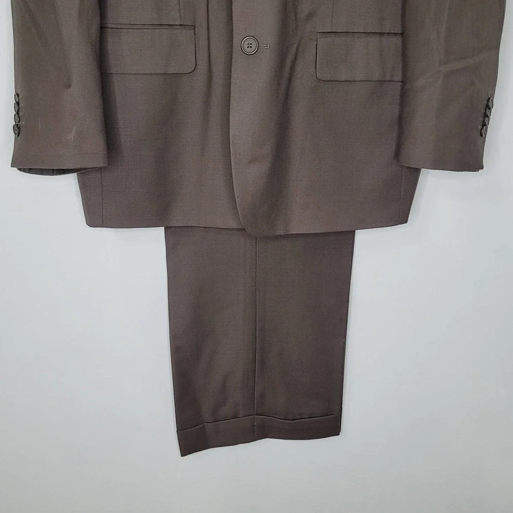 Vittorio St. Angelo Wool Suit 48R Two Piece 4 Button Single Breast Pleat No Vent